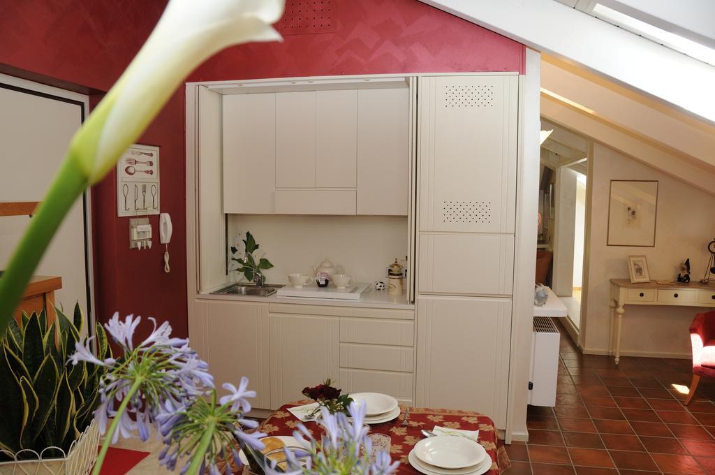 Villa Callas 16 Sirmione Zimmer foto