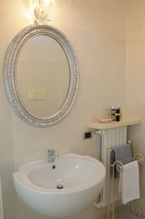 Villa Callas 16 Sirmione Zimmer foto